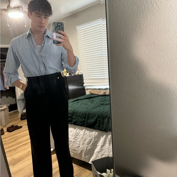 Meet your Posher, Nathan - Picture 2 of 2